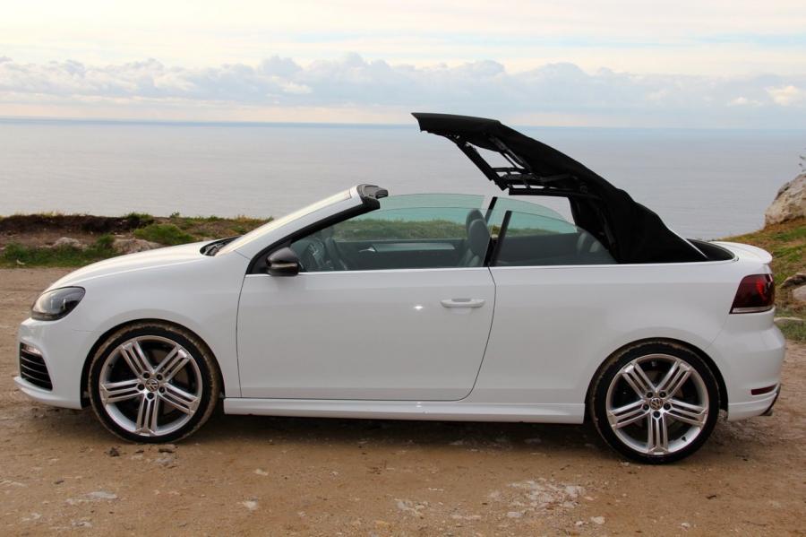  Volkswagen Golf R White Cabriolet 2013 года  (фото 43 из 45)
